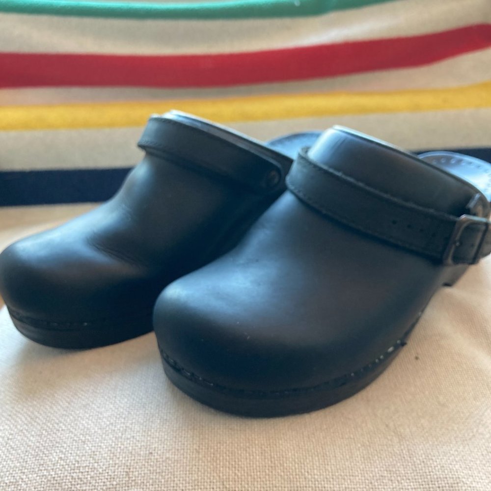 DANSKO Ingrid Convertible Clog (size 38; US 7.5-8)
